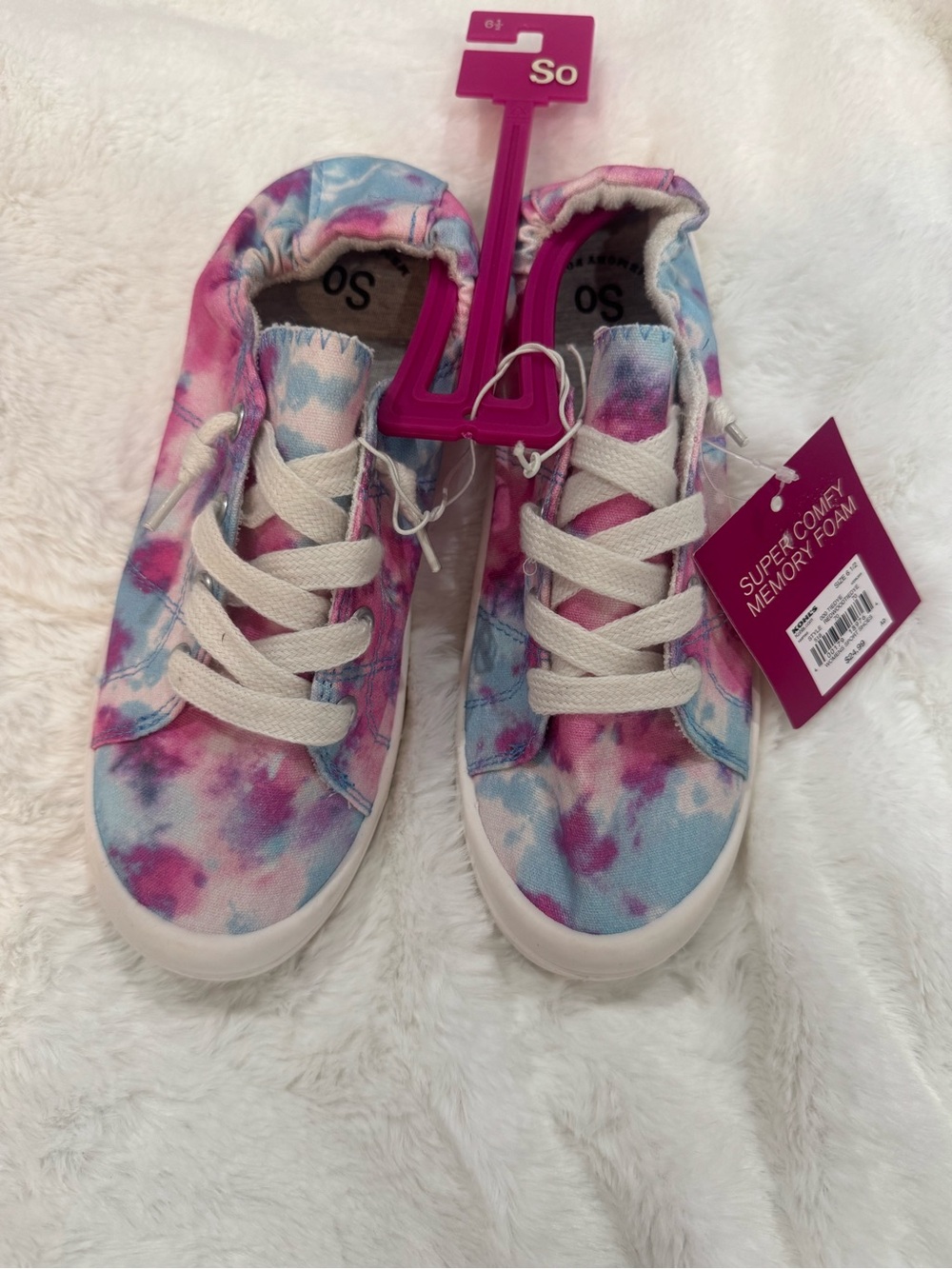 So™ Women’s Tie-Dye Lace-Up Sneakers in Pink & Blue Size 6.5